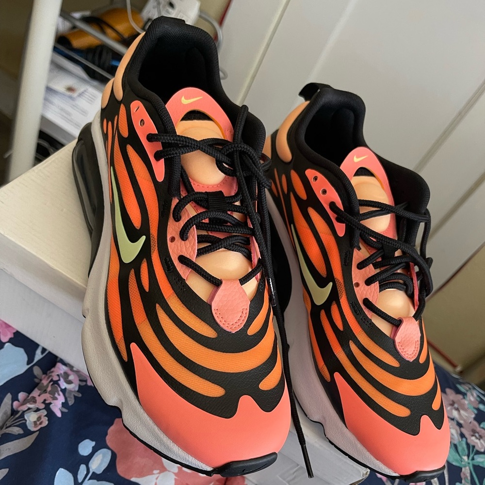 Only worn once